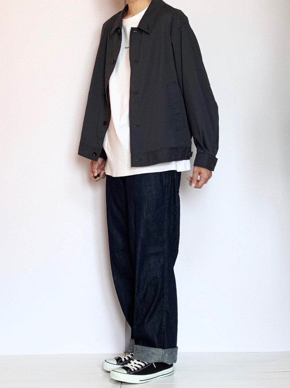 「Steven Alan、ジャケット、ブルゾン、秋服準備はじめました、MHL.、デニム、デニムパンツ、remer、ゆるコーデ、コンバース」｜「Steven Alanの＜Steven Alan＞ TC TYPEWRITER DARUMA DRZLR JACKET/ブルゾン（ブルゾン、グレー系）」を使った、ノエル（40代お洒落コーデ）さん（メンズ・180cm）の秋コーディネートの1枚目の写真
