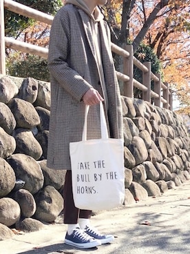 「coen（コーエン）のアイテム（チェスターコート）」を使った、ノエル（40代お洒落コーデ）さん（メンズ・180cm）の秋コーディネート