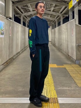 「袖プリント」｜matyyyさん（メンズ・184cm）の春コーディネート