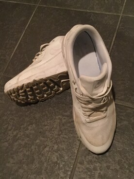 「NIKE（ナイキ）のNIKE AIR MAX 90 ESSENTIAL【SP】（スニーカー、ホワイト系）」を使った、拓真さん（メンズ・181cm）の春コーディネート