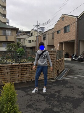 「BOY LONDON（ボーイロンドン）のBOY LONDON/ボーイロンドン スウェット/パーカー(BIG ZIP-UP PARKA)（パーカー、グレー系）」を使った、拓真さん（メンズ・181cm）の春コーディネート
