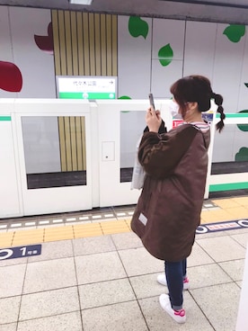 「アイテム（ノーカラーコート、ベージュ系）」を使った、aachan☺︎さん（レディース・154cm）の秋コーディネート