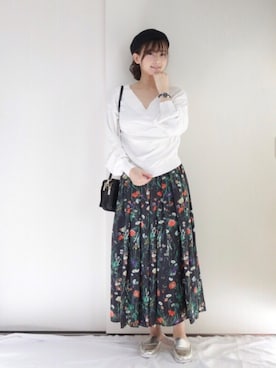 「TRUNO by NOISE MAKER（トルノバイノイズメーカー）の新色＆新柄発売　★ボタニカル花柄スカート★（スカート）」を使った、まぁさん（レディース・160cm）の秋コーディネート