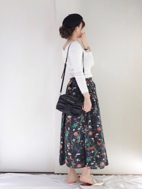「TRUNO by NOISE MAKER（トルノバイノイズメーカー）の新色＆新柄発売　★ボタニカル花柄スカート★（スカート）」を使った、まぁさん（レディース・160cm）の秋コーディネート