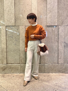 「クルーネック」｜「アイテム（バレエシューズ）」を使った、しだみさん（レディース・154cm）の冬コーディネート