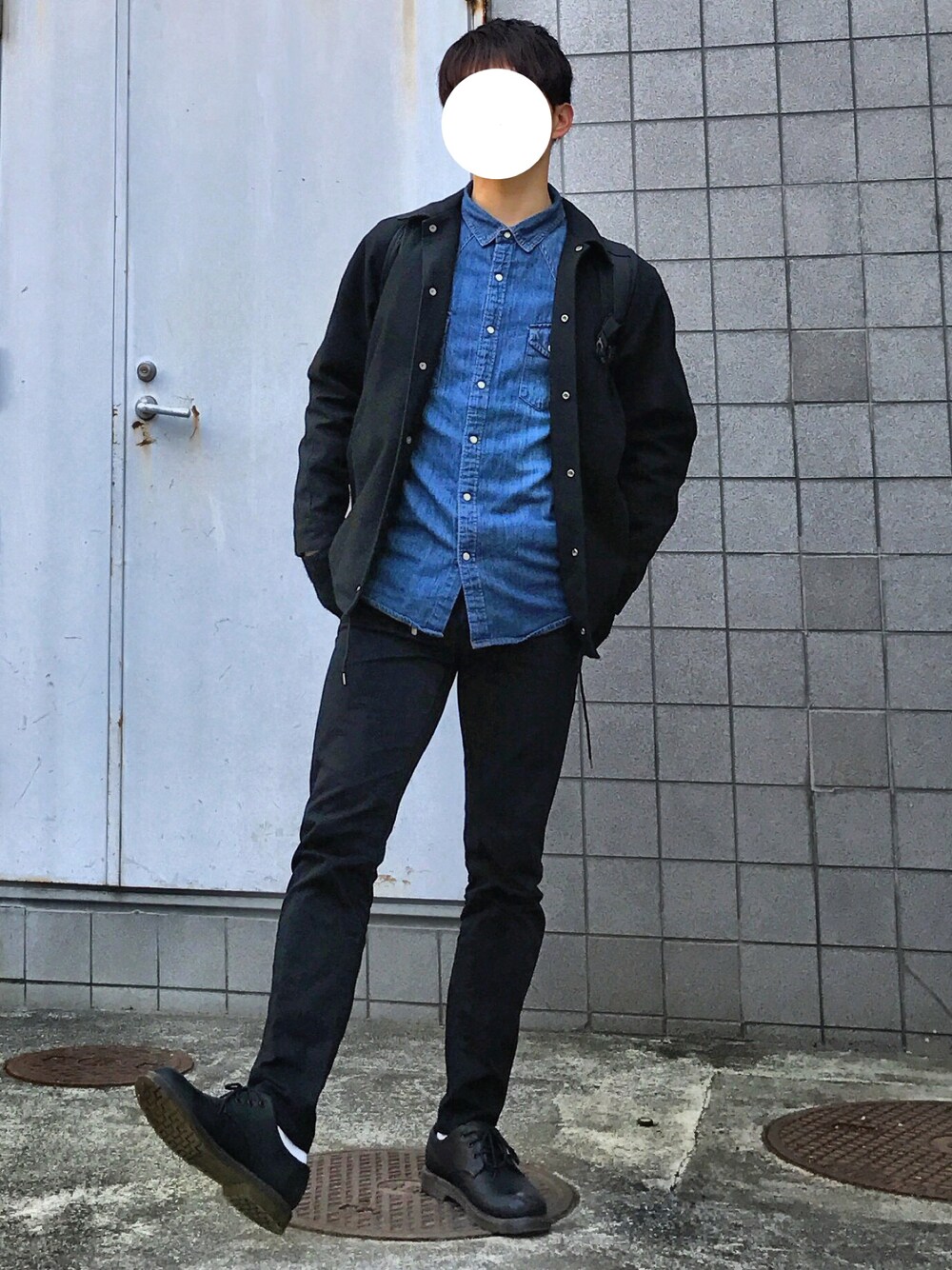 「キレイめ、UNIQLO、シンプル、プチプラ、無印良品」｜「WEGOのWEGO/デニムウエスタンシャツ（シャツ/ブラウス、ブルー系）」を使った、®️ikuさん（メンズ・173cm）の春コーディネートの1枚目の写真