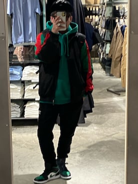 「SERGIO TACCHINI（セルジオタッキーニ）のアイテム（ナイロンジャケット）」を使った、70eidjさん（メンズ・167cm）の春コーディネート