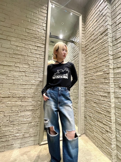 ヒステリックグラマー　ブラックキャットガール　Tシャツ HYSTERIC GLAMOUR（ヒステリックグラマー）の「BLACK CAT WOMAN