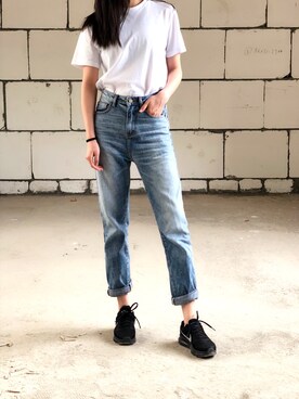 蒋艺joyさんのコーディネート