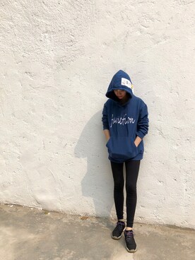 蒋艺joyさんのコーディネート