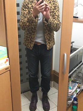 「アイテム（ブーツ、パープル系）」を使った、メタル親父さん（メンズ・182cm）の秋コーディネート