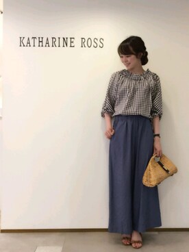 「KATHARINE ROSS（キャサリンロス）のアイテム（かごバッグ）」を使った、ciさん（レディース・157cm）の夏コーディネート