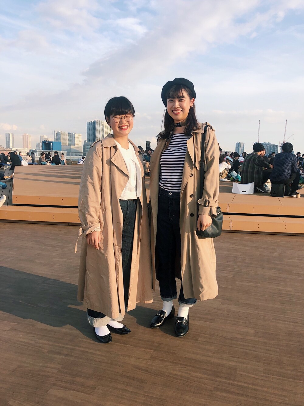 「ホリデーサーカス、holidaycircus、blue、クロスドッグ春海、FUDGE、onkul、kiitos」｜「niko and...のGIZAコットンボートネックプルオーバー（Tシャツ/カットソー、ホワイト系）」を使った、nanamuさん（レディース・165cm）の冬コーディネートの1枚目の写真
