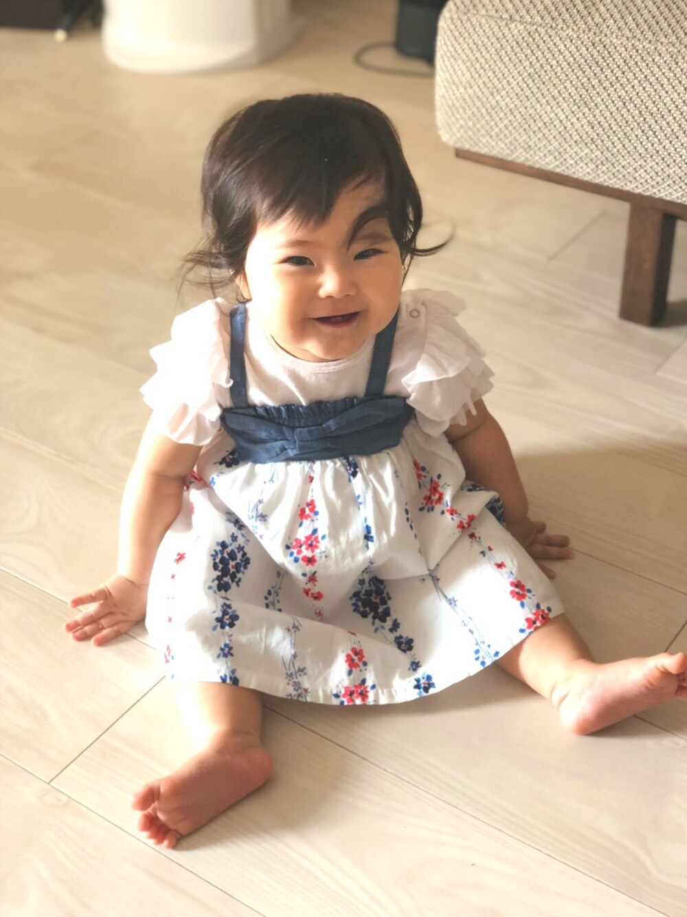 「9ヶ月、おんなのこ、赤ちゃん」｜「GAPのC SH VY BOW DR（ワンピース、ホワイト系）」を使った、smileさん（キッズ・70cm）の秋コーディネートの1枚目の写真
