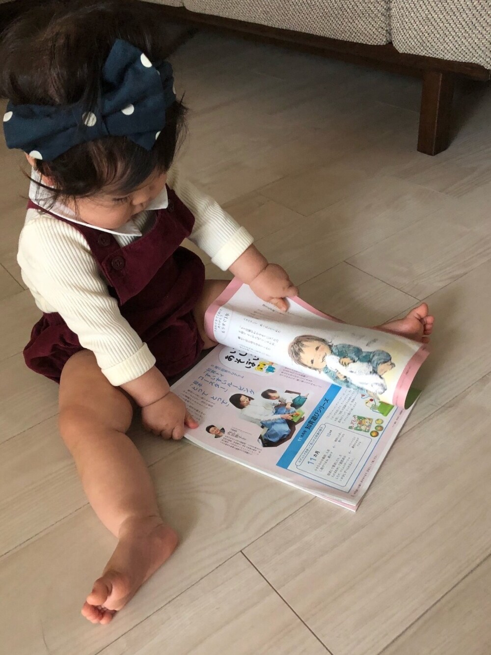 「秋コーデ、10ヶ月、長袖、コーデュロイ、ヘアバンド、おんなのこ、赤ちゃん」｜「韓国ベビー服のアイテム（ヘアバンド、ブルー系）」を使った、smileさん（キッズ・70cm）の秋コーディネートの1枚目の写真