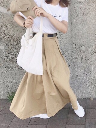 miyu使用「PAGEBOY（チノマキシフレアスカート）」的時尚穿搭