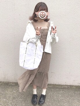 「ロゴトート」｜「アイテム（デニムジャケット）」を使った、miyuさん（レディース・163cm）の春コーディネート