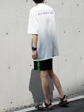 「MYne（マイン）のアイテム（Tシャツ/カットソー）」を使った、ROOPTOKYO　TO-YOさん（メンズ・175cm）の秋コーディネート