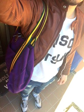 「MAISON KITSUNE」｜「アイテム（ライダースジャケット）」を使った、2F堂さん（メンズ・172cm）の春コーディネート