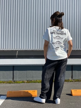 「AVIREX（アヴィレックス）のゲームチェンジャーズ ティーシャツ/ GAME CHANGERS T-SHIRT（Tシャツ/カットソー、ホワイト系）」を使った、Akaneさん（レディース・155cm）の夏コーディネート