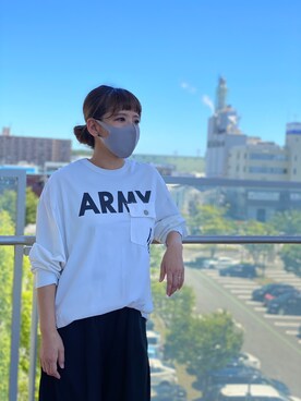 「AVIREX（アヴィレックス）のコンビ アーミーティーシャツ/ COMBI ARMY T-SHIRTS（Tシャツ/カットソー、ホワイト系）」を使った、Akaneさん（レディース・155cm）の夏コーディネート