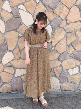 「BROWN」｜「アイテム（アクセサリー）」を使った、やまざきさん（レディース・149cm）の夏コーディネート