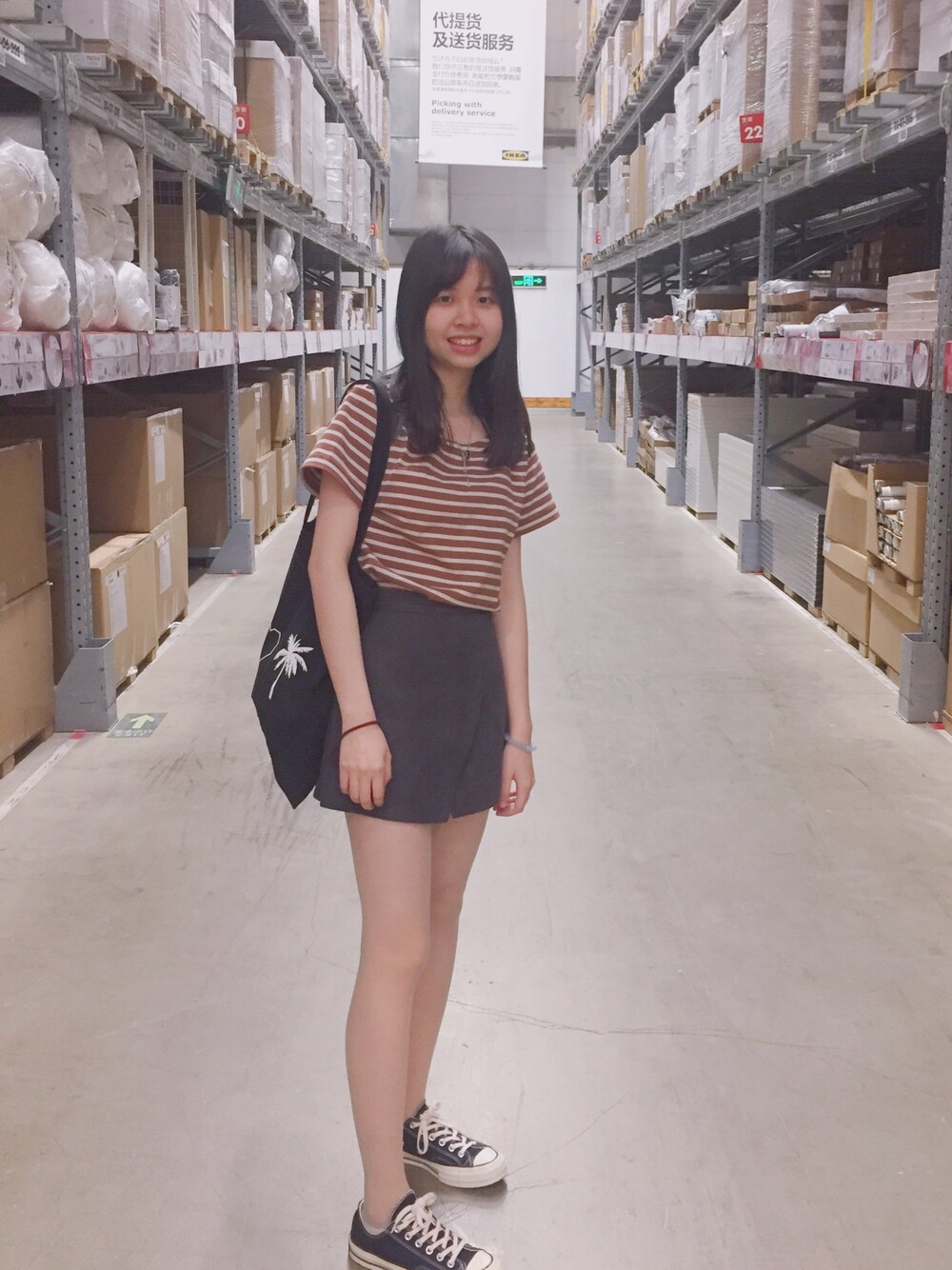 「休日スタイル」｜「MHL.のDRY STRIPE JERSEY（Tシャツ/カットソー、オレンジ系）」を使った、atopossさん（レディース・162cm）の春コーディネートの1枚目の写真