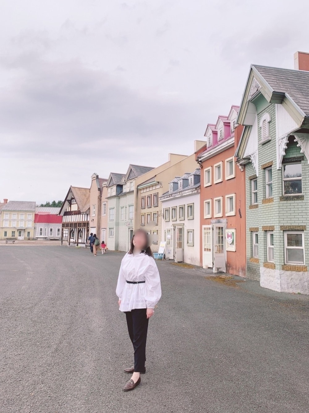 「カジュアル、芦別市、北海道」｜「韓国ファッション #Kのアイテム（チューブトップ、ベージュ系）」を使った、cmanさん（レディース・167cm）の春コーディネートの1枚目の写真