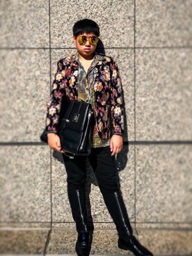 「ZARA（ザラ）のアイテム（デニムパンツ、ブラック系）」を使った、ZHAOさん（171cm）の秋コーディネート