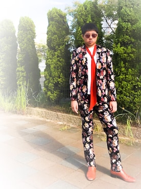「DOLCE&GABBANA（ドルチェアンドガッバーナ）のアイテム（ローファー）」を使った、ZHAOさん（メンズ・171cm）の秋コーディネート