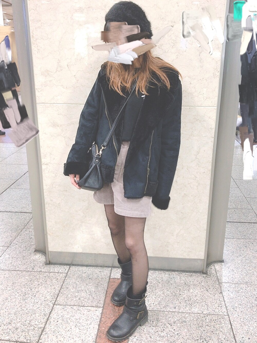 「シンプル、カジュアル、ブラック、ブーツ、ベレー帽、スウェット、スカート、プチプラ、ootd、低身長」｜「WEGOのWEGO/アンゴラベレー帽（ハンチング/ベレー帽、ブラック系）」を使った、ma❤︎さん（レディース・154cm）の冬コーディネートの1枚目の写真