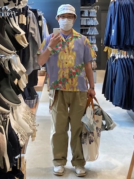 「ハワイ」｜「アイテム（バッグ）」を使った、Koji Shoさん（メンズ・165cm）の春コーディネート