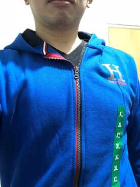 「TOMMY HILFIGER（トミーヒルフィガー）のアイテム（スタジャン）」を使った、PoChuanさん（メンズ・168cm）の冬コーディネート