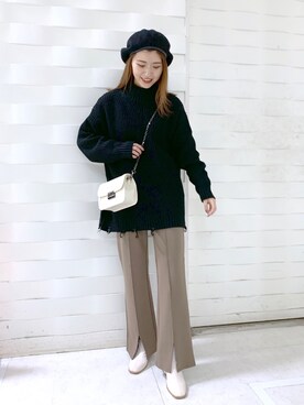 「スリットパンツ」｜「アイテム（ハンチング/ベレー帽）」を使った、ゆきほさん（レディース・158cm）の冬コーディネート