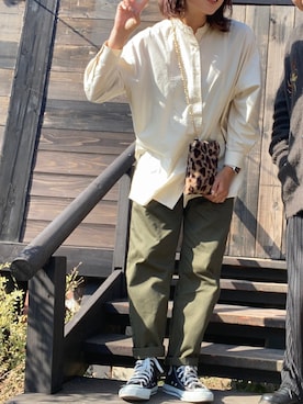 「AMERICAN HOLIC（アメリカンホリック）のバンドカラーシャツチュニック　＊〇（シャツ/ブラウス、ホワイト系）」を使った、izuさん（レディース・167cm）の秋コーディネート