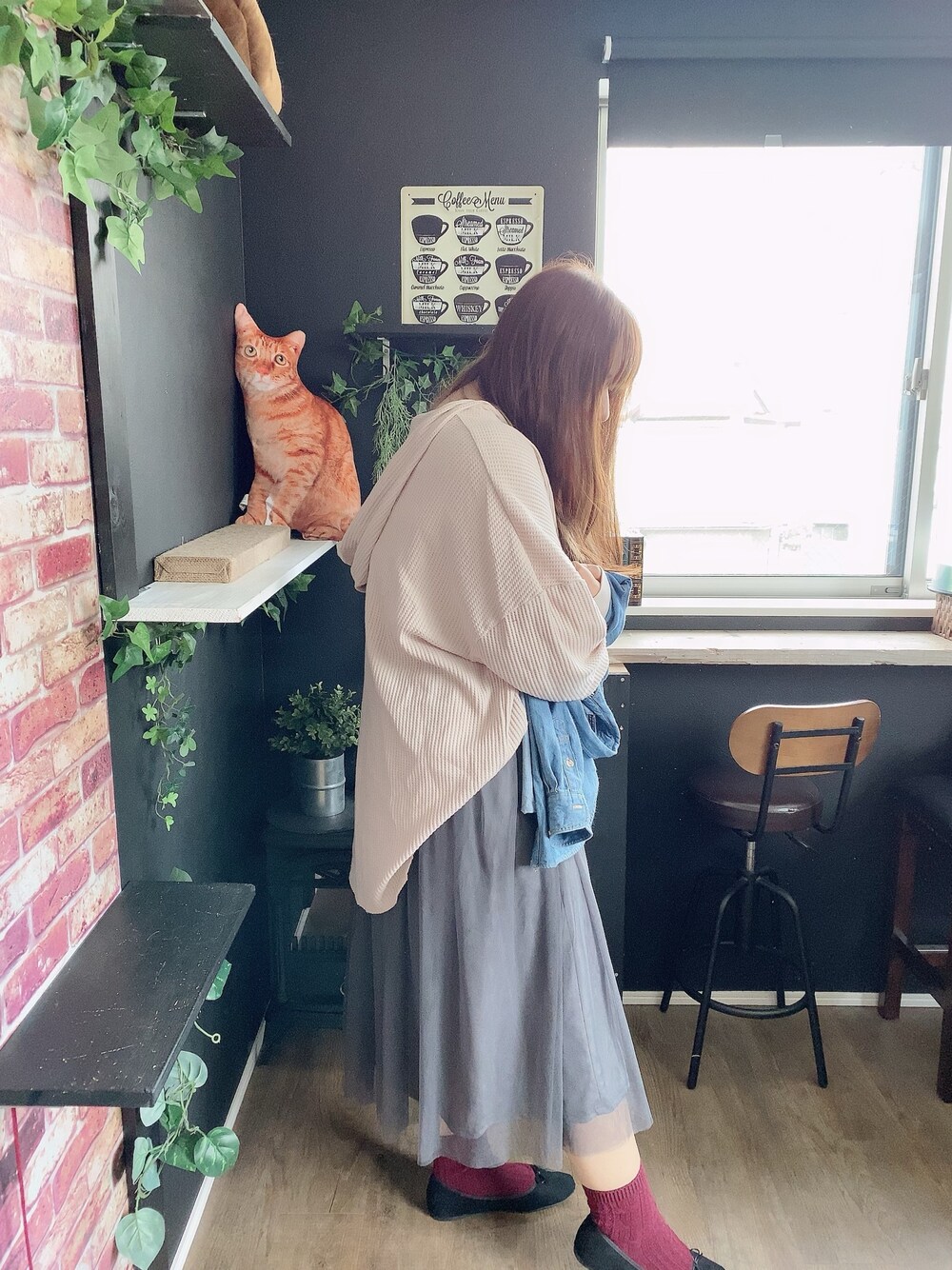 「ゆるだぼ、でぶだぼ、ぽっちゃり、ぽっちゃりコーデ、チュールスカート」｜「classicalelfのワッフルサーマルドルマン無地プルオーバーパーカー(半端袖)（パーカー、ベージュ系）」を使った、mayumoさん（レディース・168cm）の秋コーディネートの1枚目の写真