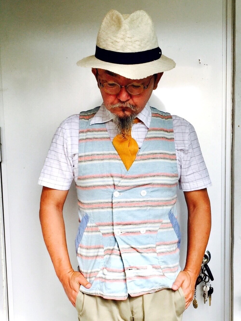 「whitehat、vest、Dickies、imabaritie、middleage、Gentleman」｜「GAIJIN MADEのアイテム（ベスト、その他）」を使った、mac0cciさん（メンズ・169cm）の夏コーディネートの1枚目の写真