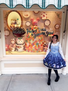 Phoebe Leeさんのコーディネート