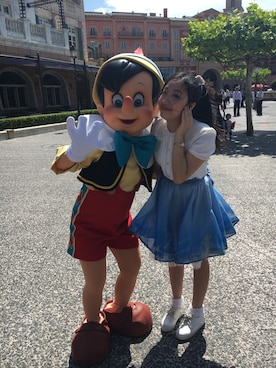 Phoebe Leeさんのコーディネート