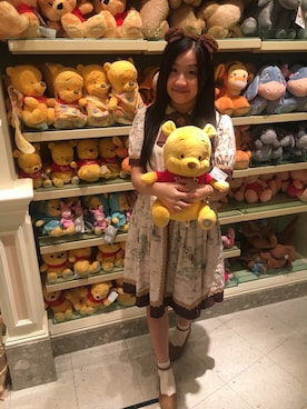 Phoebe Leeさんのコーディネート