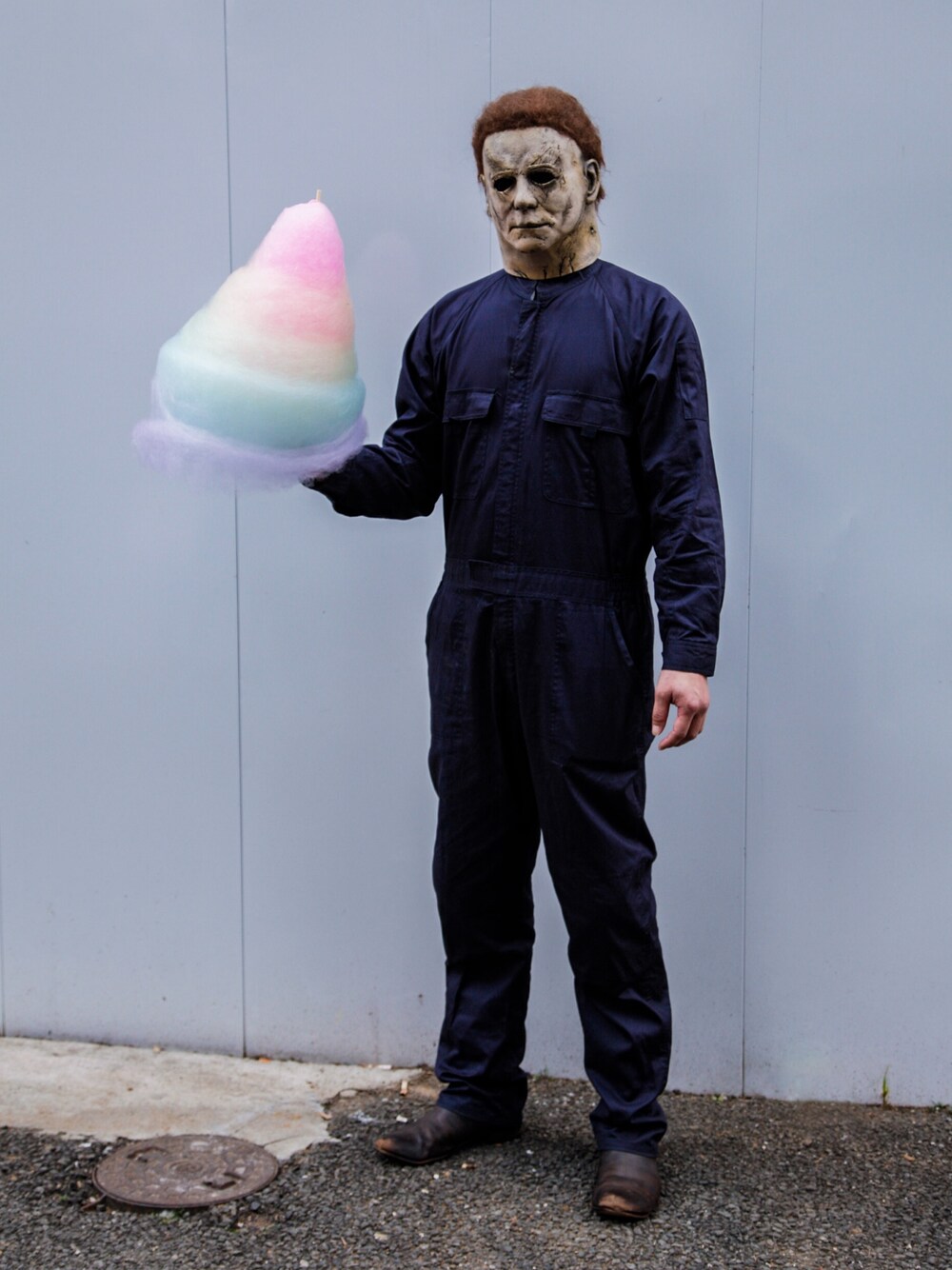 「ハロウィン、ブギーマン、BOOGEYMAN、つなぎ、TSUNAGI、映画、本日公開」｜「BOOGEYMANのアイテム（つなぎ/オールインワン、ブルー系）」を使った、ブギーマンさん（メンズ・188cm）の春コーディネートの1枚目の写真
