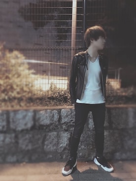 「シンプルおしゃれが好き」｜「アイテム（ライダースジャケット）」を使った、yuki☑️  さん（メンズ・175cm）の秋コーディネート