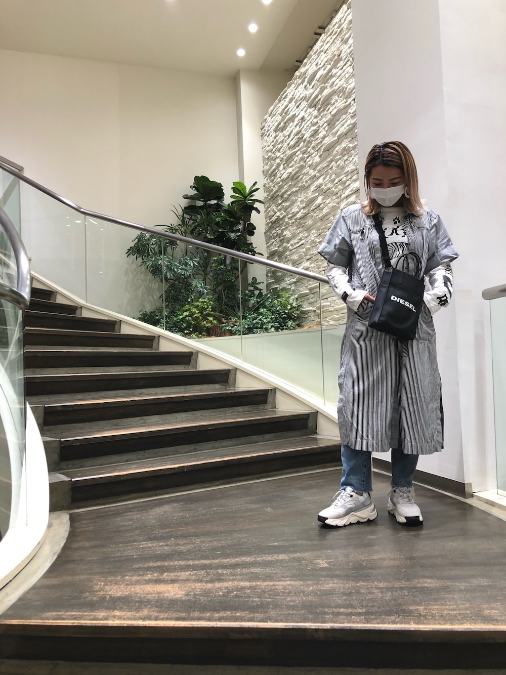 【同梱不可】 DIESEL（ディーゼル）の「レディース ショルダーオープン トップス