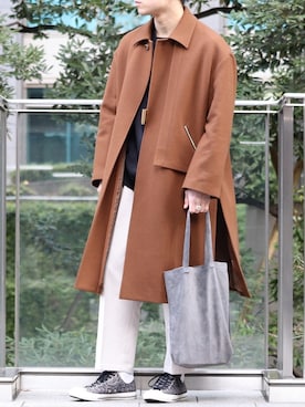 「CULLNI（クルニ）のアイテム（ステンカラーコート）」を使った、ざっきーさん（メンズ・178cm）の冬コーディネート