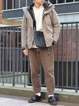「UNIQLO（ユニクロ）のワイドフィットテーパードコーデュロイパンツ セットアップ可能（その他パンツ）」を使った、ざっきーさん（メンズ・178cm）の冬コーディネート