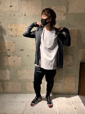 「OURET（オーレット）のアイテム（パンツ）」を使った、yuto。さん（メンズ・169cm）の秋コーディネート