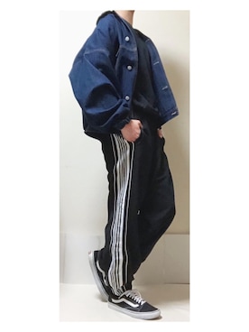 「neos（ネオス）のアイテム（デニムジャケット）」を使った、藍さん（メンズ・176cm）の春コーディネート