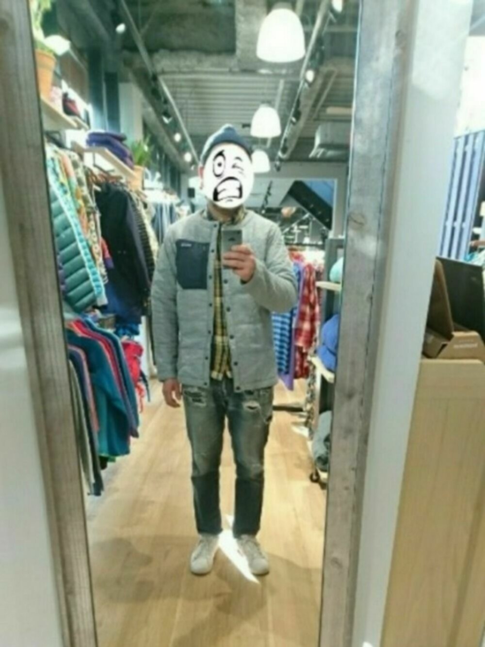 「パタゴニアサーフ大阪」｜「patagoniaのMen's Poso（スニーカー、ホワイト系）」を使った、G'58さん（メンズ・177cm）の秋コーディネートの1枚目の写真