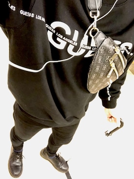「Guess（ゲス）のアイテム（スウェット）」を使った、みつさん（メンズ・168cm）の秋コーディネート