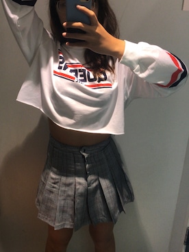 「アイテム（ジャージ）」を使った、Crystal Lauさん（レディース・167cm・10代）の秋コーディネート